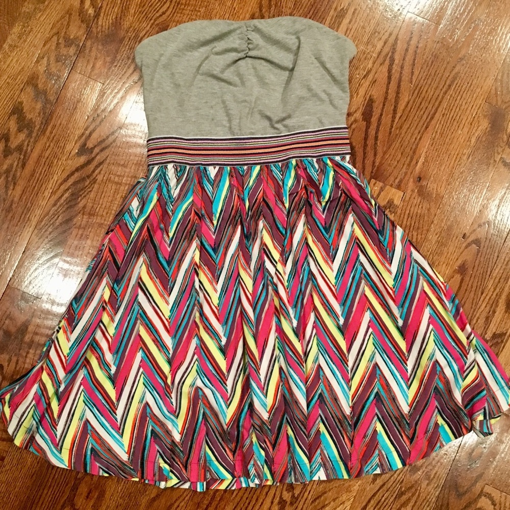Comfy and colorful strapless summer dress